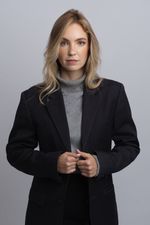 Professional headshot of Sarah-Thompson